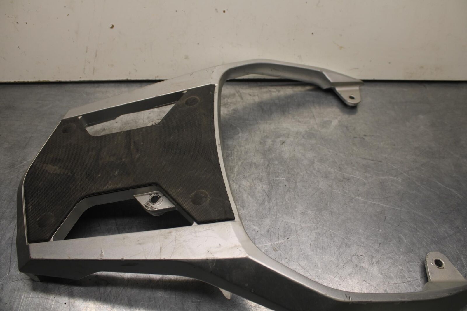 2003 Suzuki Vstrom 1000 DL1000 REAR BACK LUGGAGE RACK BB69