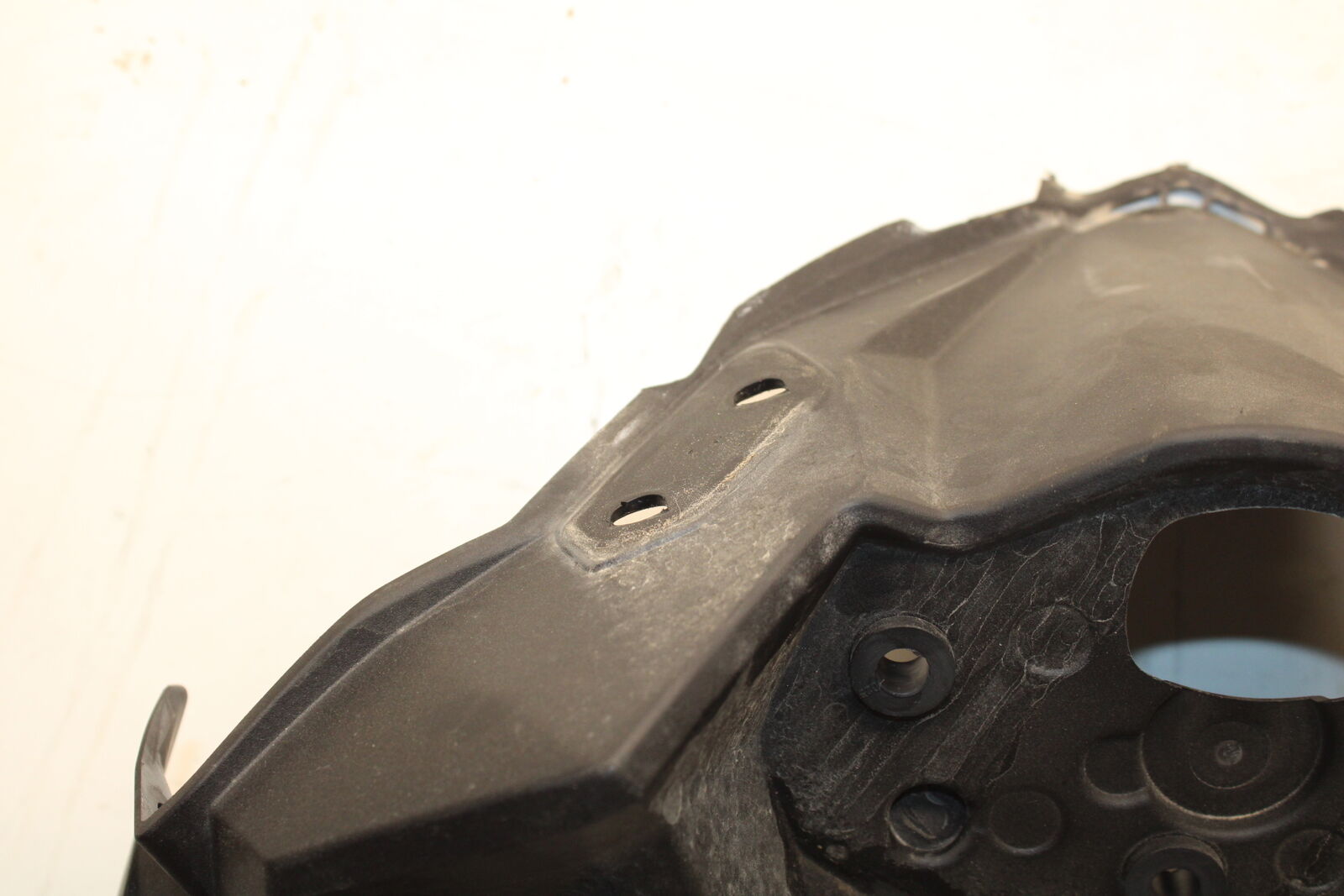 18-23 KAWASAKI NINJA 400 FRONT CENTER COWL FAIRING BB660