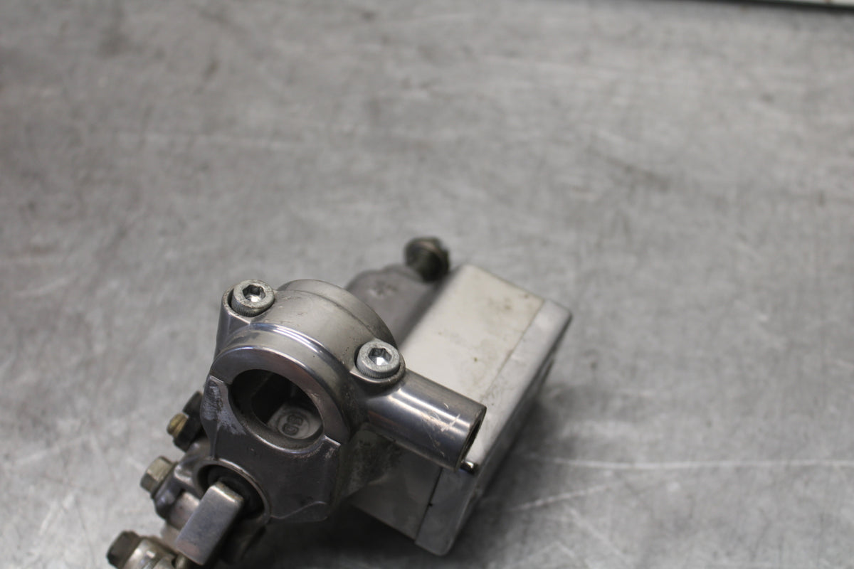05-09 SUZUKI BOULEVARD C90 FRONT BRAKE MASTER CYLINDER BB692