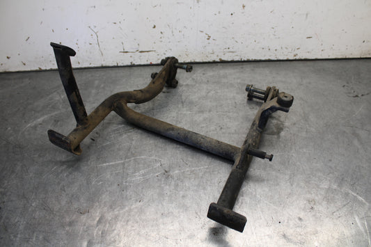 07-09 YAMAHA FZ6 CENTER MAIN STAND 5VX-27111-03-00 BB713