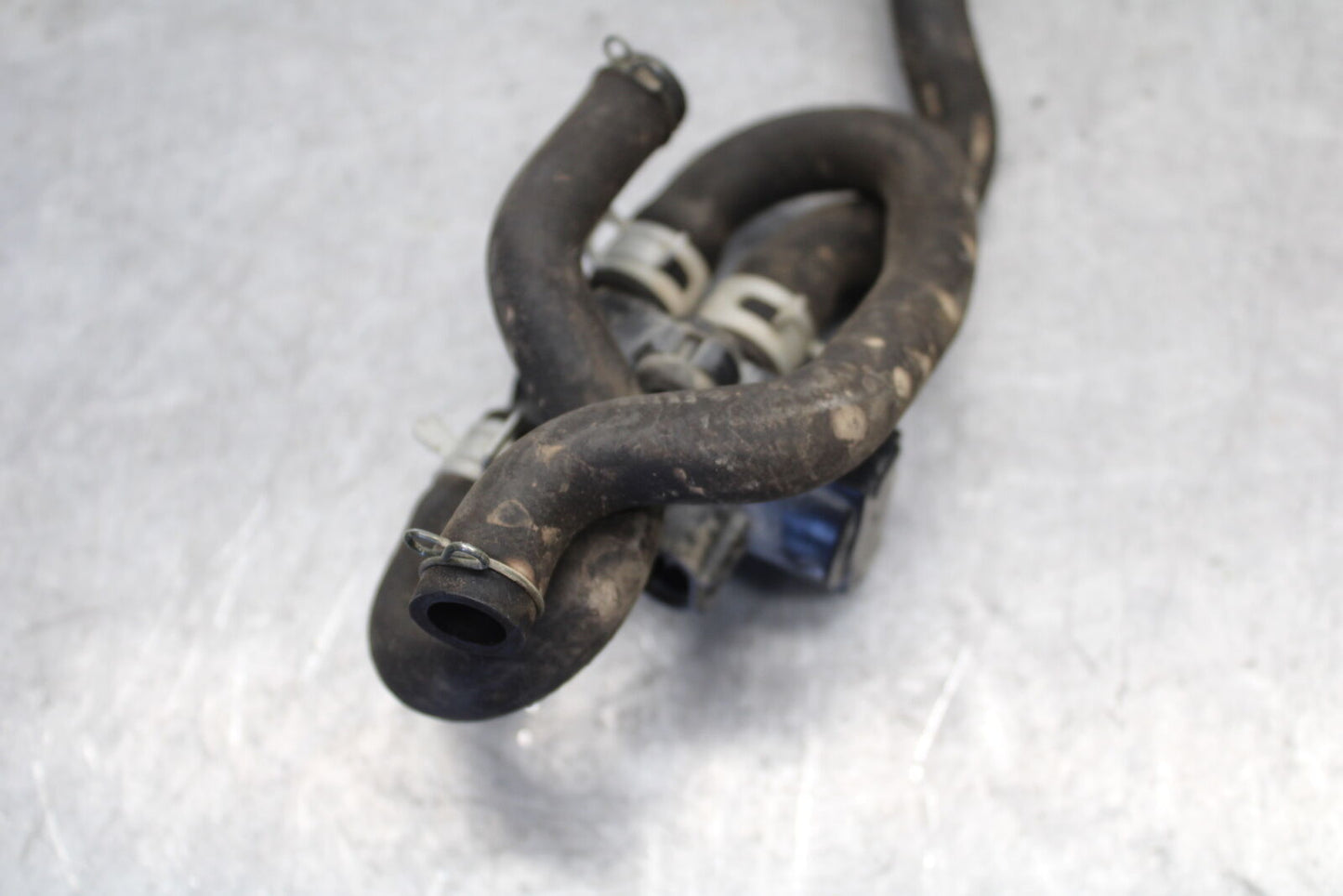 05-06 SUZUKI GSXR1000 AIR VALVE SOLENOID TOP ENGINE SENSOR 18510-29G00 BB663