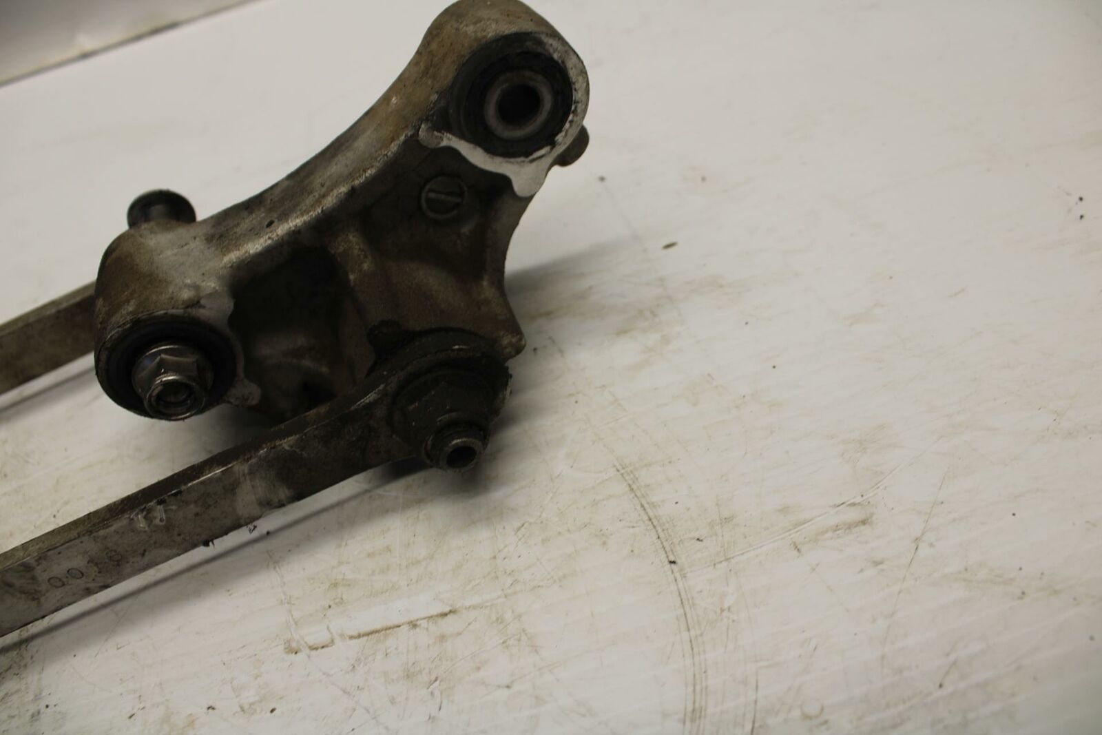 09-12 KAWASAKI NINJA ZX6R REAR DOGBONE SHOCK LINKAGE LINK BB272