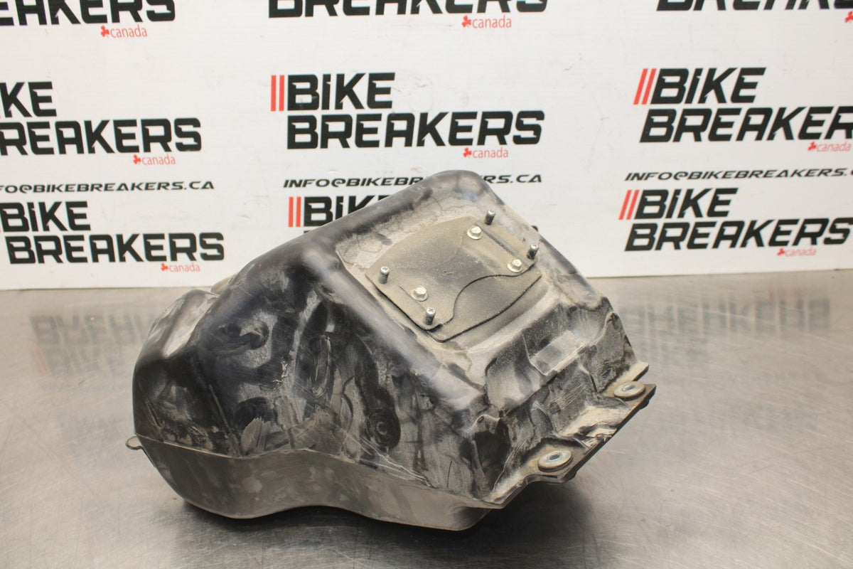 13-16 KTM 390 DUKE GAS TANK FUEL CELL PETROL RESERVOIR BB815