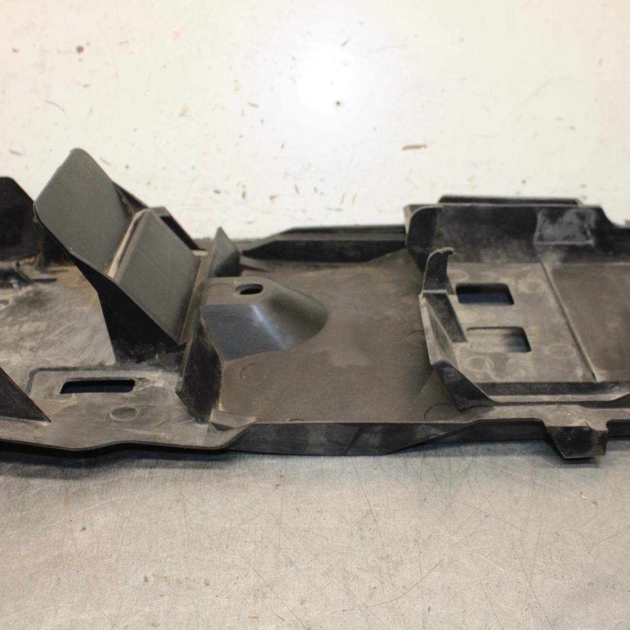 06-07 SUZUKI GSXR750 REAR BACK TAIL UNDERTAIL BATTERY TRAY PLASTIC BB645