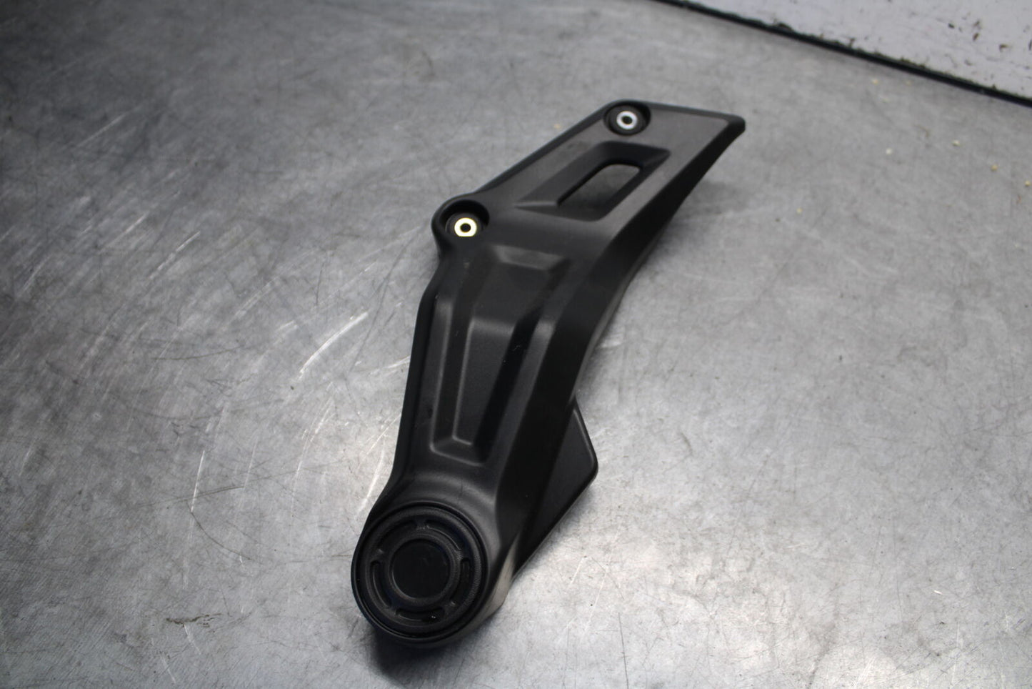 18-24 YAMAHA MT-07 RIGHT FRAME SIDE COVER COWL PANEL TRIM BB662