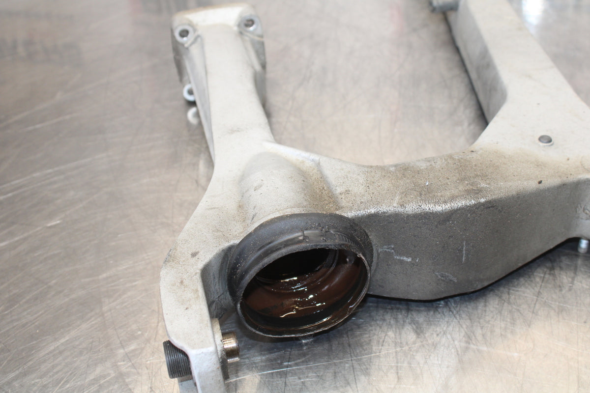 08 MOTO GUZZI BREVA 750 REAR SWINGARM BACK SUSPENSION SWING ARM BB154