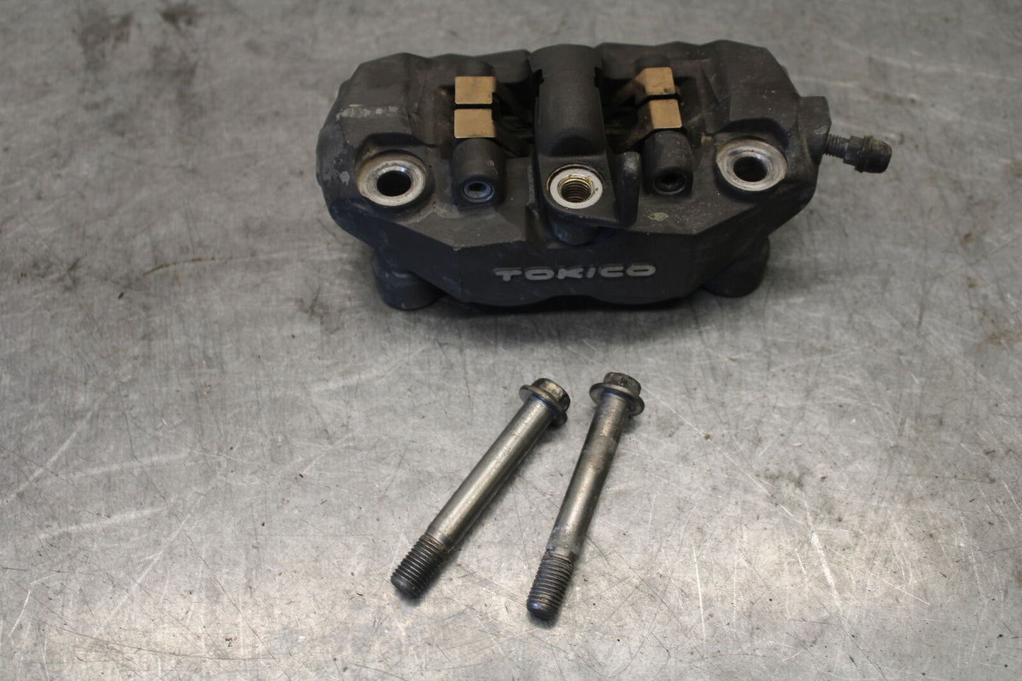 06-07 SUZUKI GSXR 600 RIGHT LEFT FRONT BRAKE CALIPER SET PAIR CALIPERS BB694