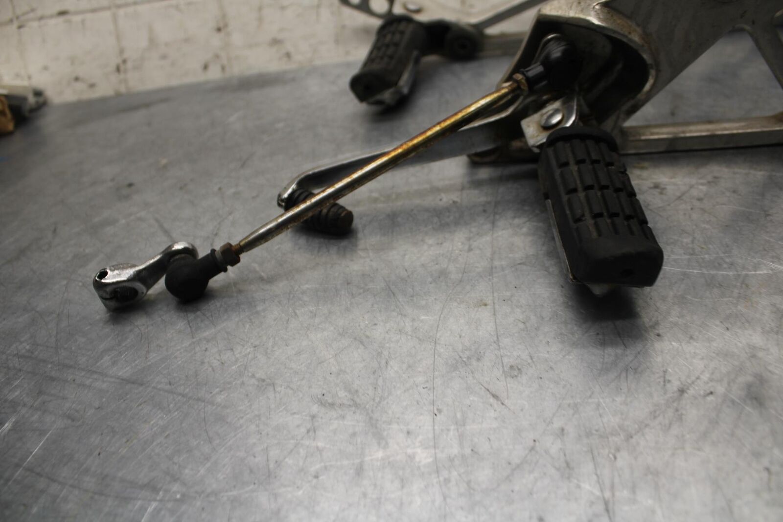 1984 Honda Interceptor 750 VF750F  REARSETS REAR SET DRIVER FOOT PEGS  BB38