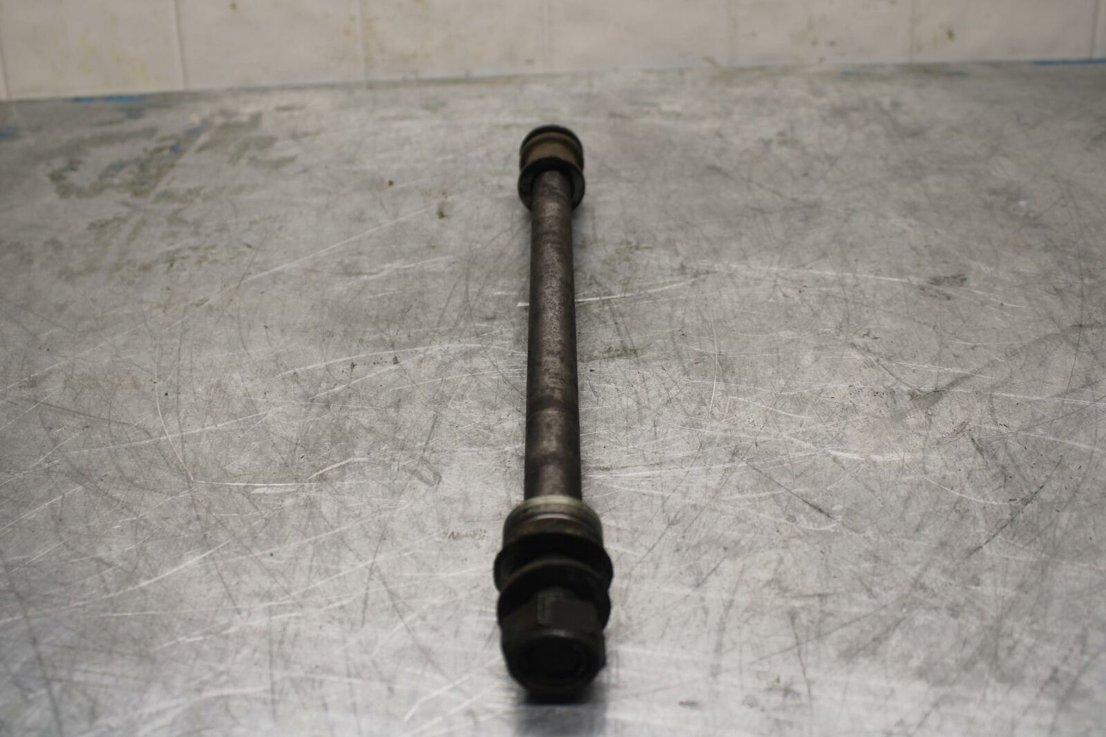 84-85 HONDA V30 MAGNA REAR AXLE BACK WHEEL RIM PIVOT BOLT AXEL BB251