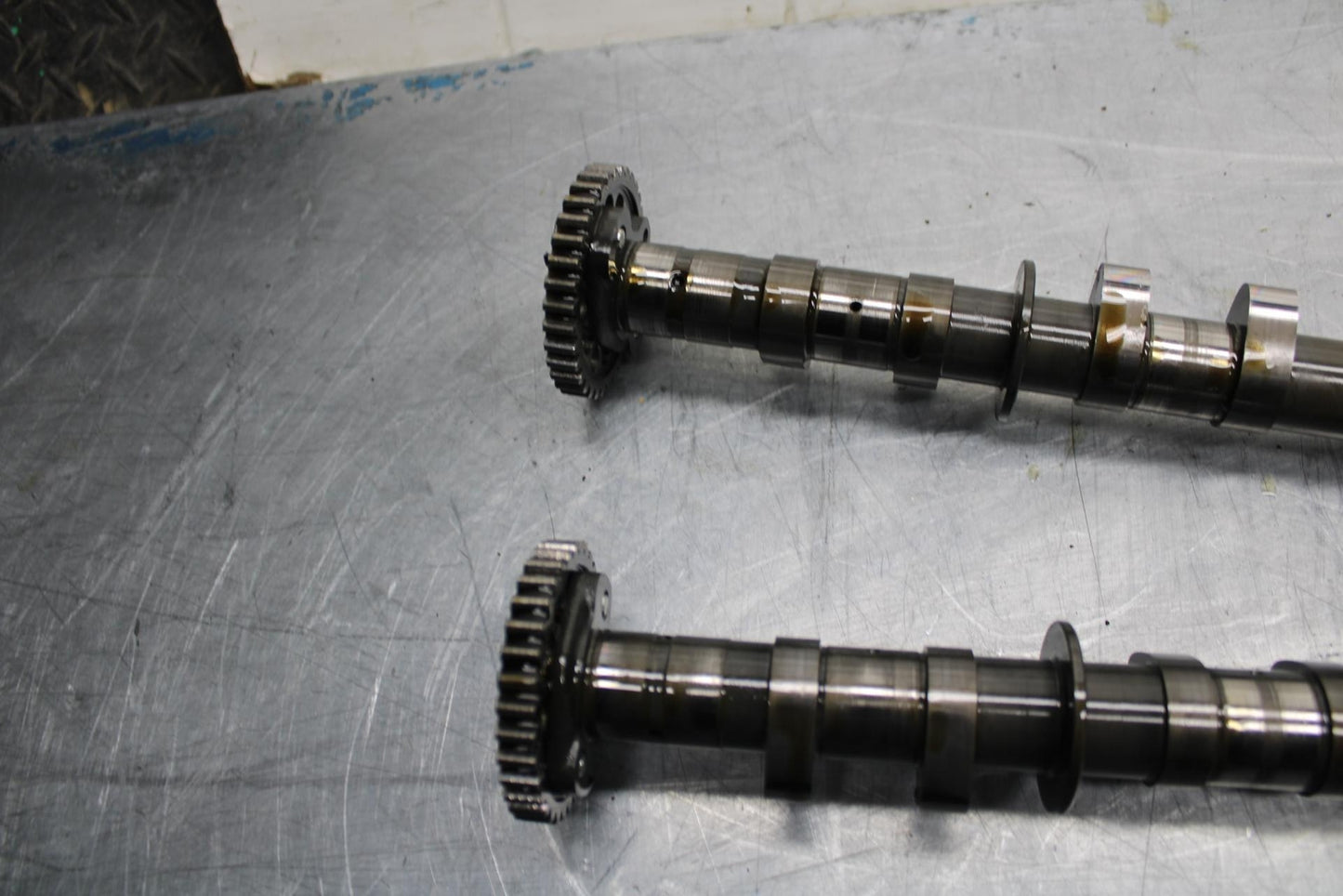 09-14 YAMAHA YZF R1 CAMSHAFT CAMS  14B-12170-01-00 14B-12180-01-00 BB471