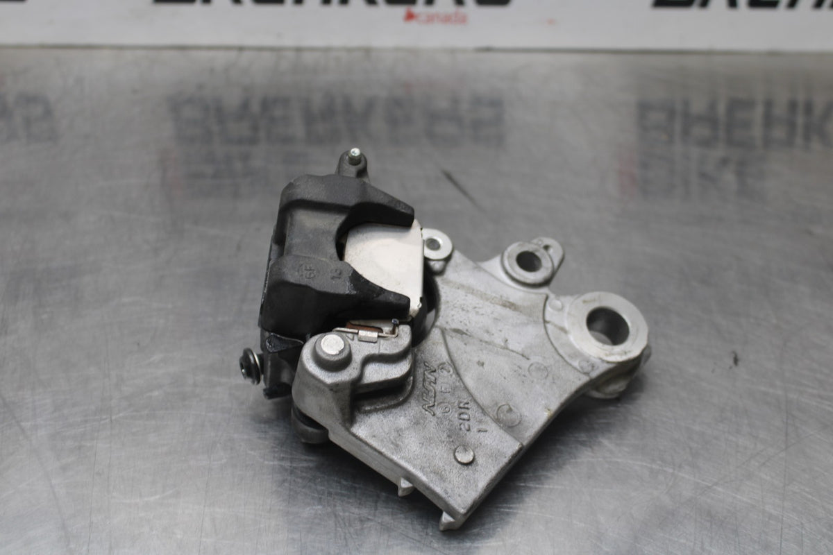 16 YAMAHA XSR900 REAR BACK BRAKE CALIPER W MOUNT BRACKET BB786