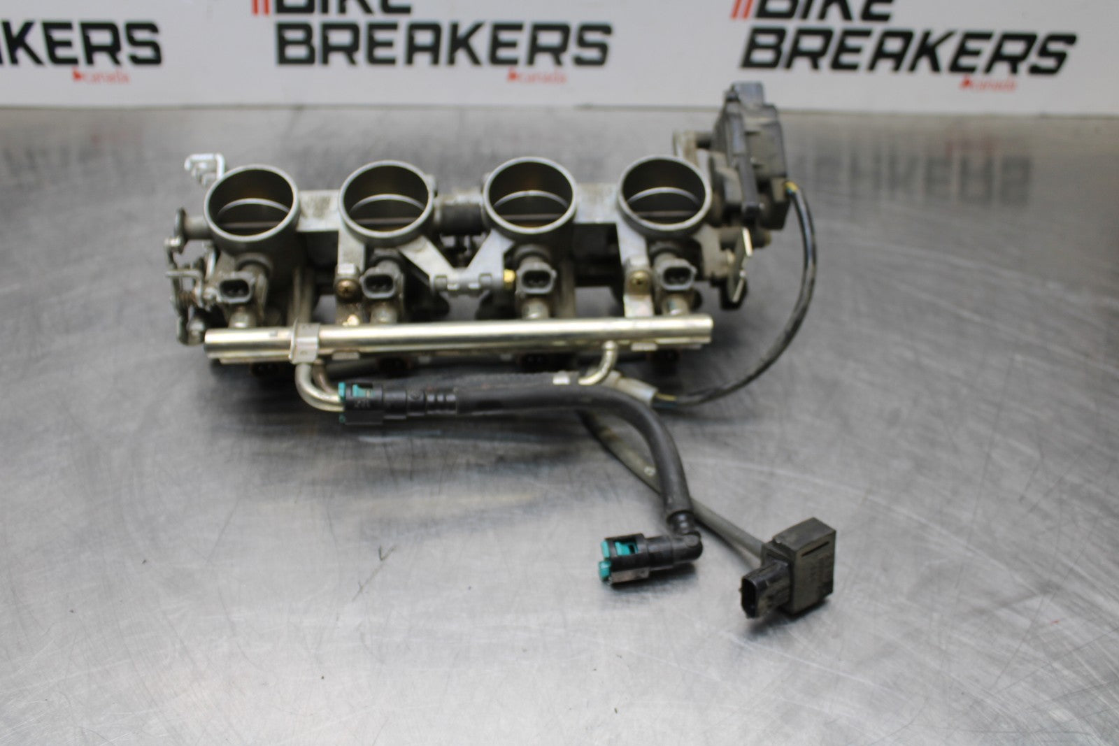 06-07 SUZUKI GSXR 600 MAIN FUEL INJECTORS / THROTTLE BODIES BB178