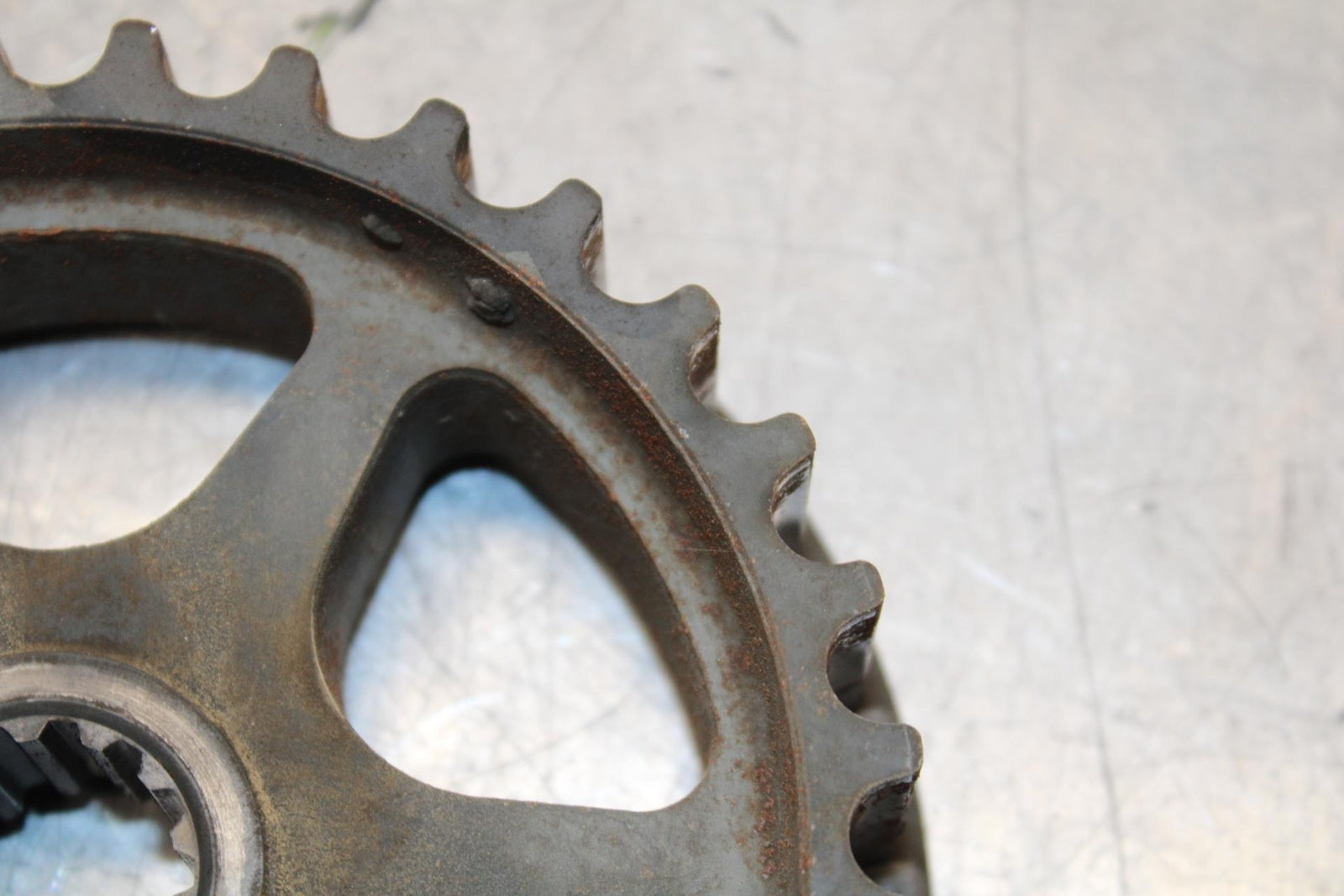 2006 Kawasaki Vulcan 900 VN900B Classic FRONT SPROCKET BB585