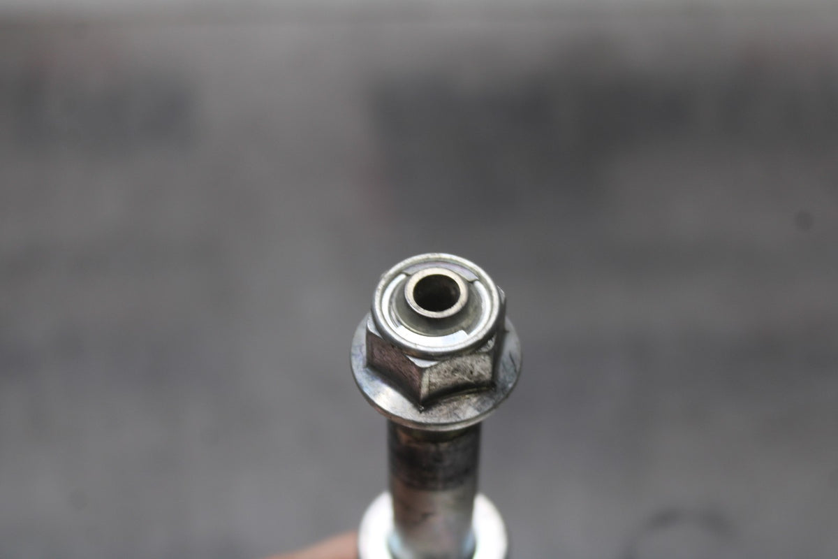 17-18 YAMAHA YZF R3 FRONT WHEEL RIM AXLE PIVOT BOLT BB788