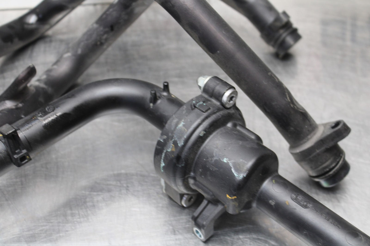 18 YAMAHA YZF R1  RADIATOR HOSES ENGINE COOLANT WATER PIPES HOSE KIT SET BB838