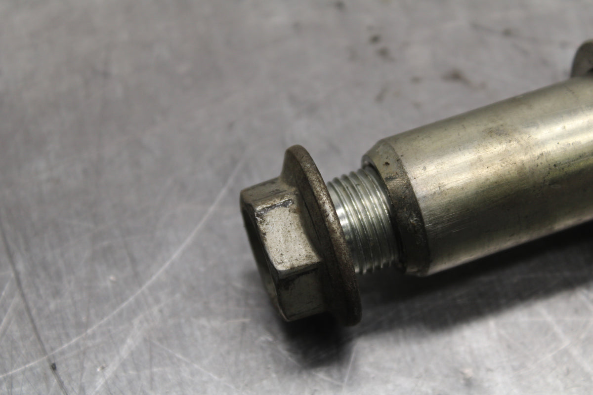 13-16 SUZUKI BANDIT 1250S ABS FRONT WHEEL RIM AXLE PIVOT BOLT BB134