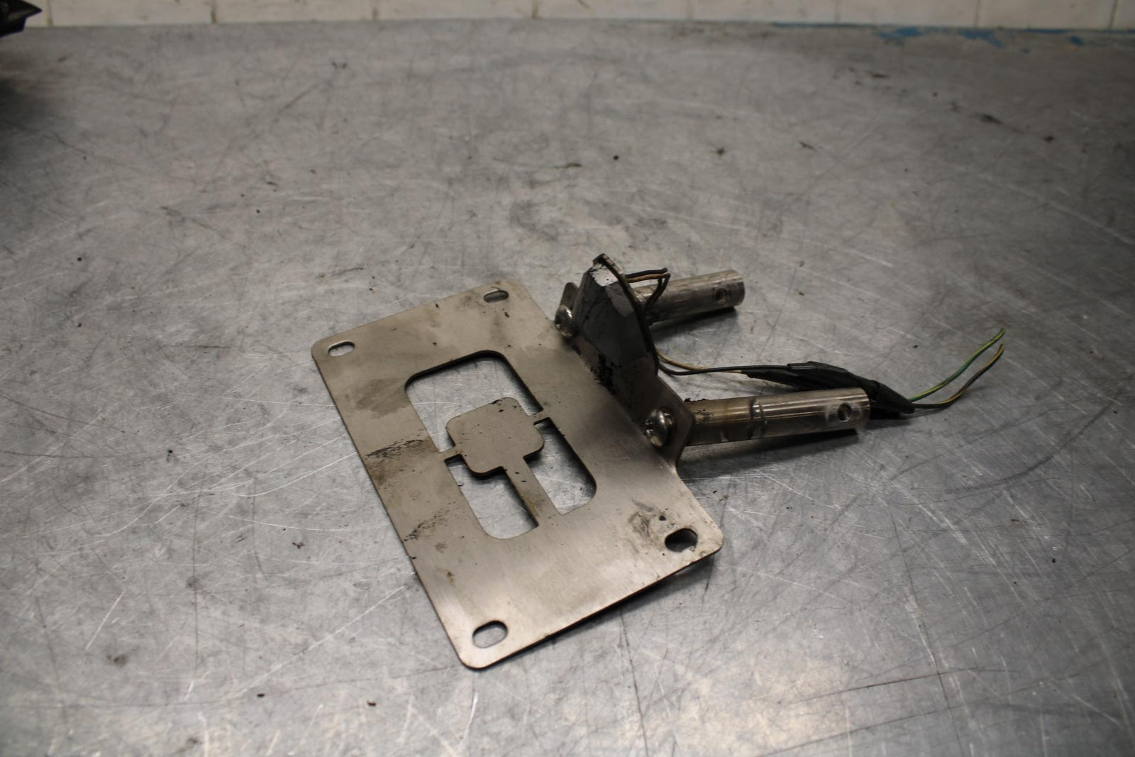 11-15 KAWASAKI ZX1000R FENDER ELIMINATOR LICENSE PLATE BRACKET BB445