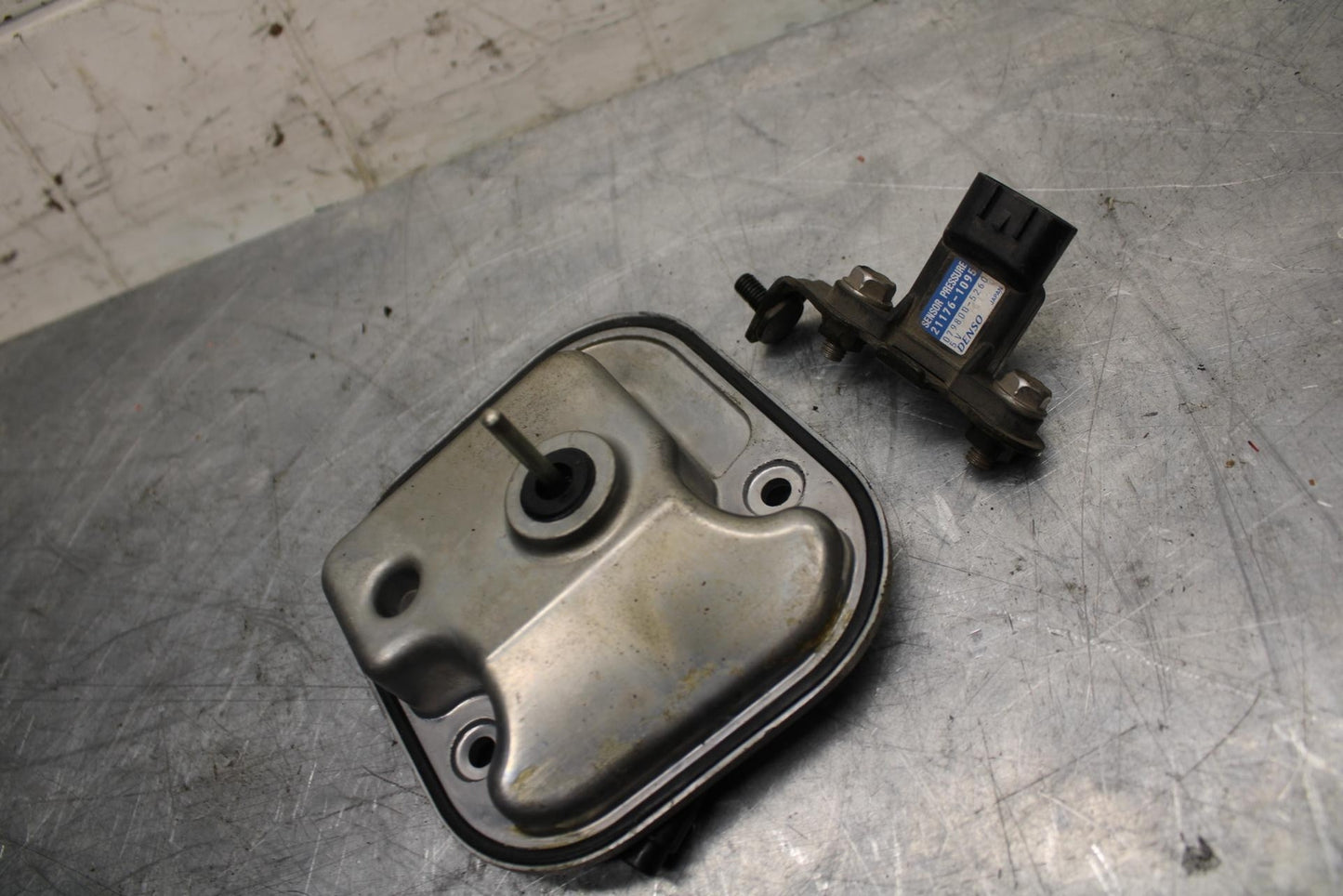 03 KAWASAKI ZX12R  MAP MASS AIR FLOW PRESSURE SENSOR BB472