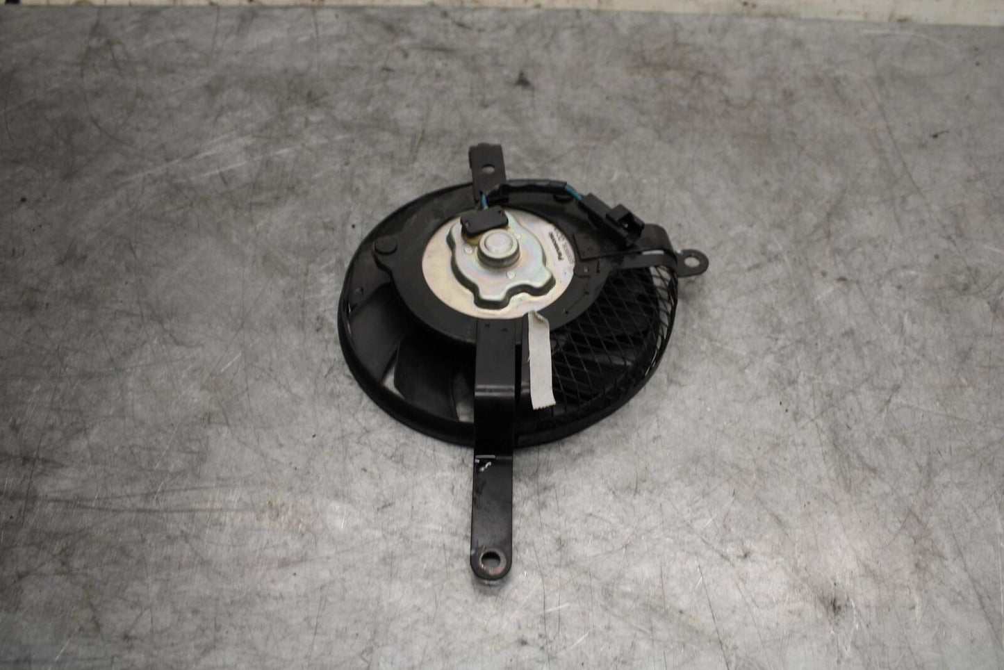 06-07 SUZUKI GSXR750 ENGINE RADIATOR COOLING FAN 17800-01H00 BB543