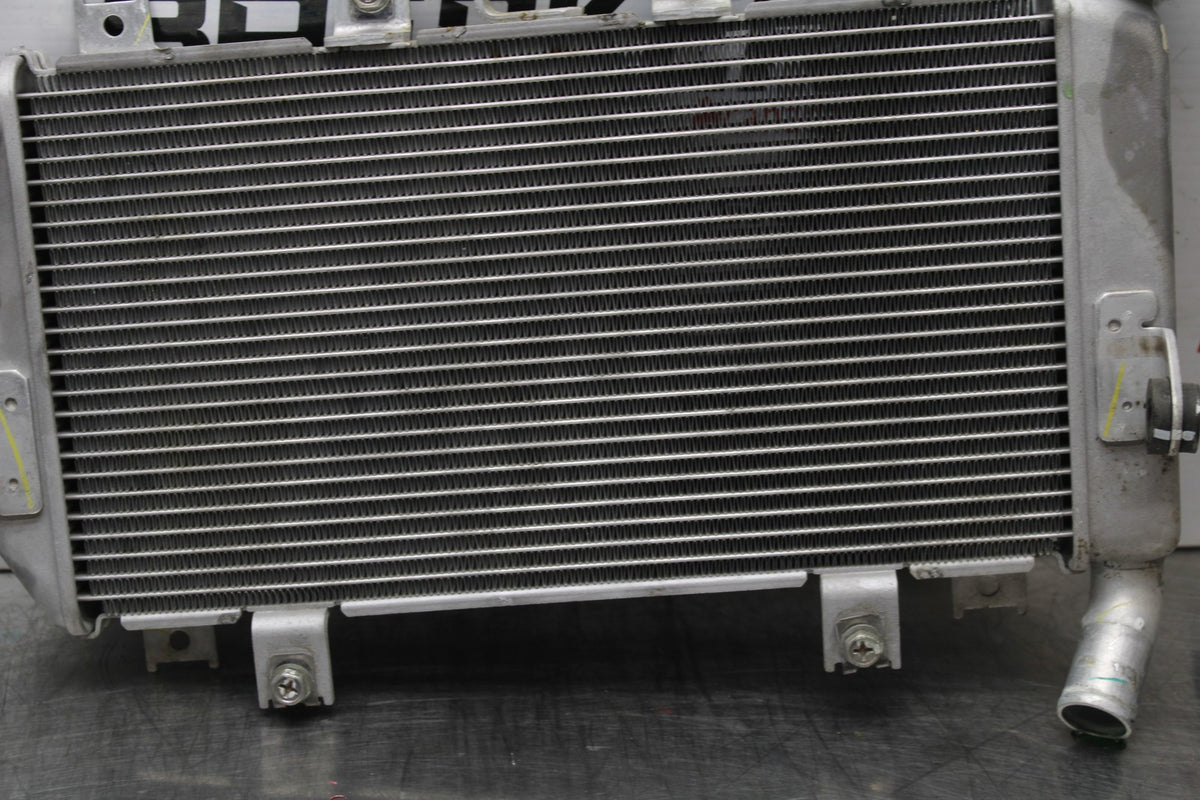 24 KAWASAKI NINJA 500 ABS ENGINE RADIATOR MOTOR COOLER COOLING RADIATER BB818