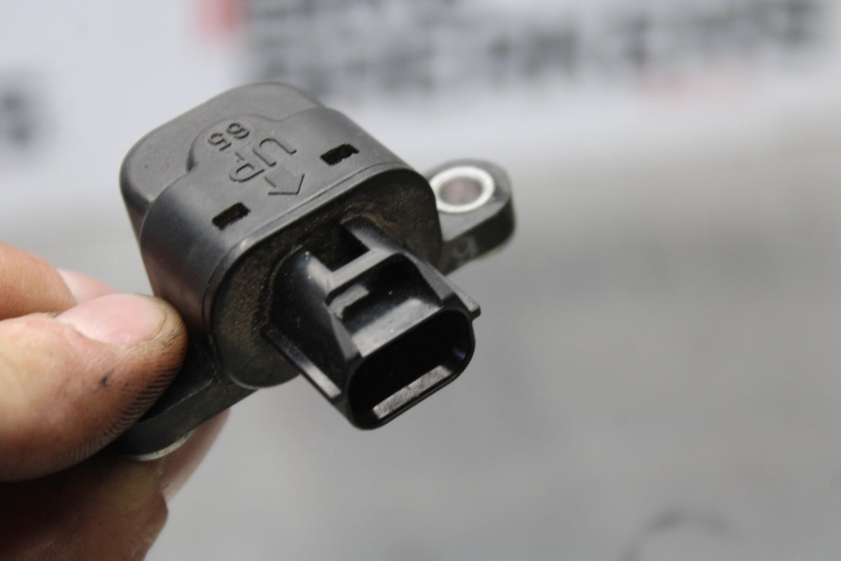 21-23 KAWASAKI NINJA ZX6R TIP OVER BANK ANGLE CRASH SENSOR SWITCH  BB179