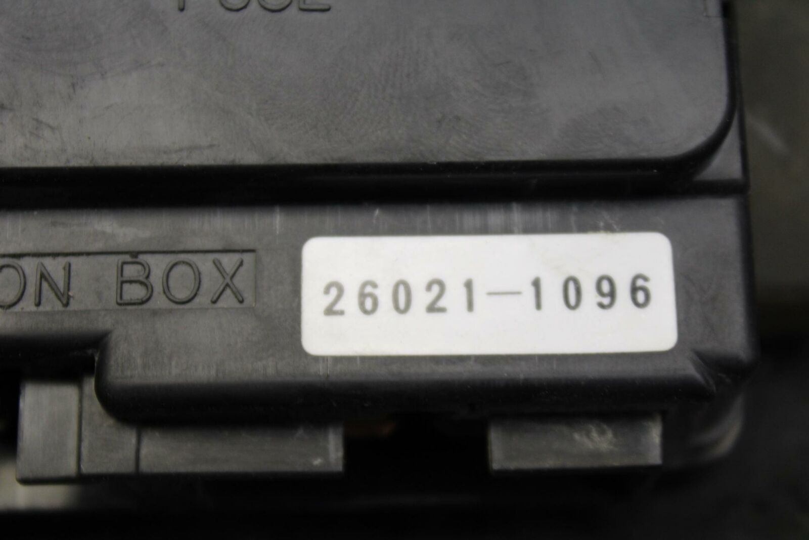 03-08 KAWASAKI VULCAN 1600 FUSEBOX RELAY  BB193