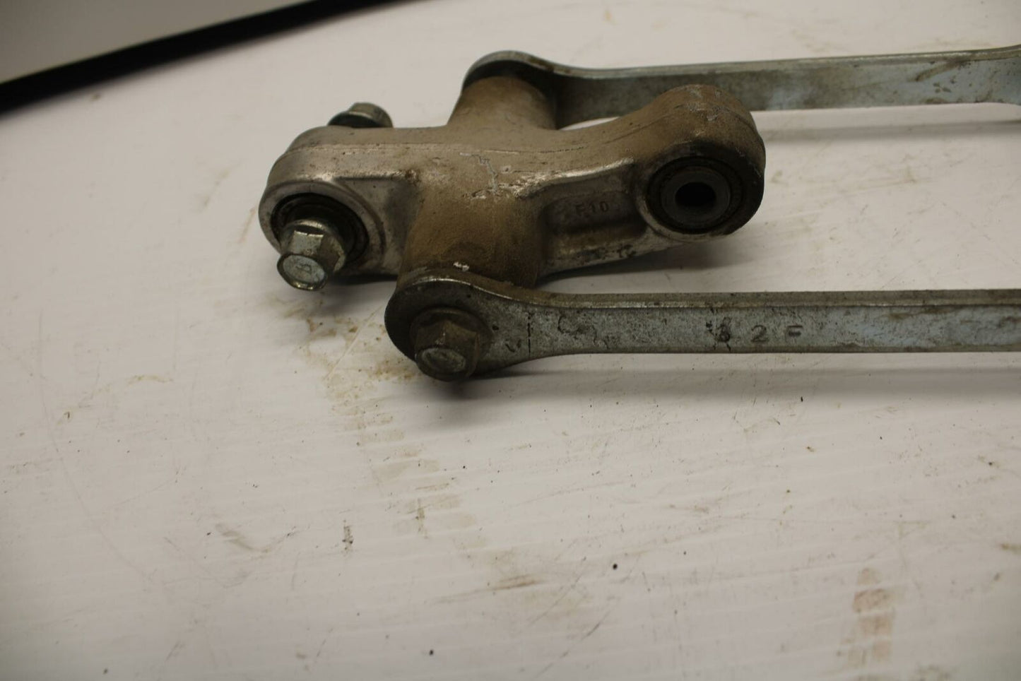 13-16 SUZUKI BANDIT 1250S ABS REAR DOGBONE SHOCK LINKAGE LINK BB238