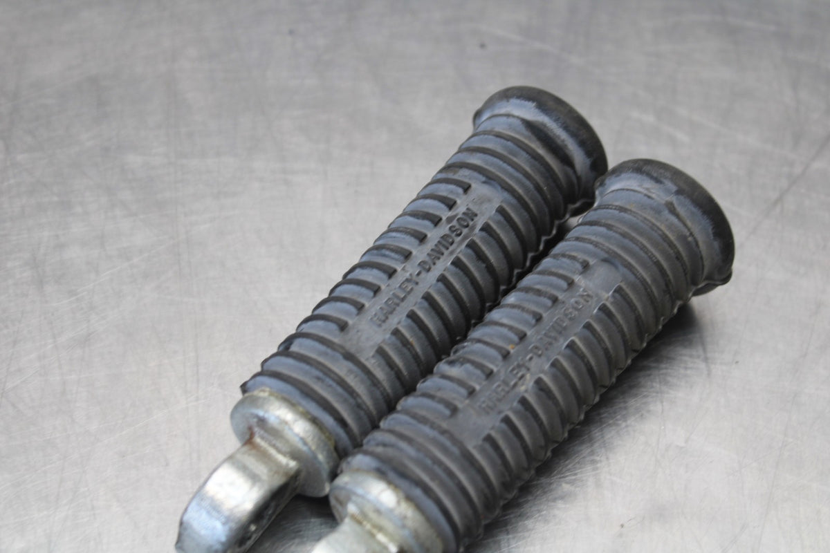 88-03 HARLEY-DAVIDSON SPORTSTER 1200 REAR PASSENGER FOOT STEP PEG SET BB886