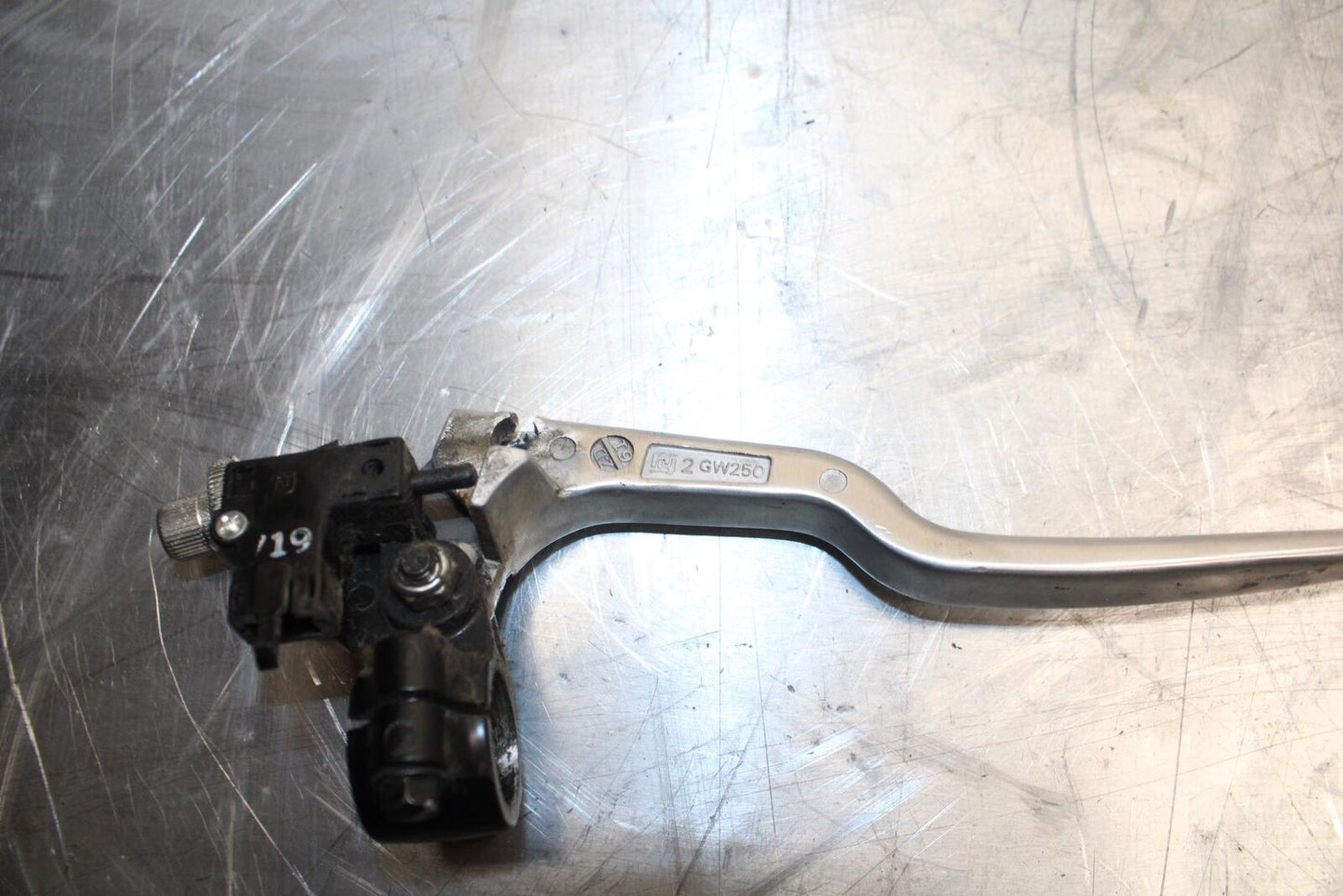17-23 SUZUKI GSXR 250 GSX250RL8 CLUTCH PERCH MOUNT WITH LEVER  BB490