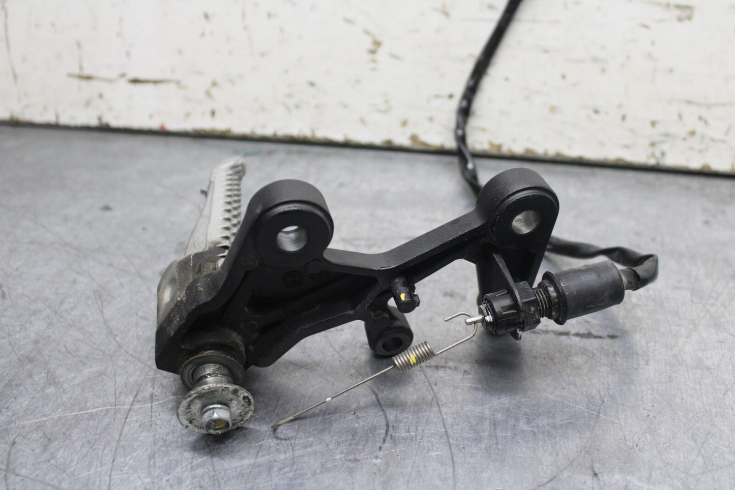 18-23 KAWASAKI NINJA 400 EX400 ABS RIGHT REARSET REAR SET FOOT PEG REST BB747