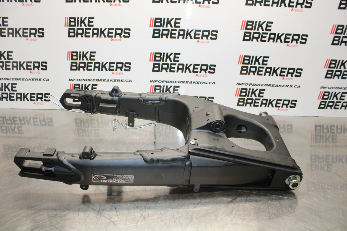 23-24 KAWASAKI NINJA ZX14R NEW!! REAR SWINGARM BACK SUSPENSION SWING ARM BB153