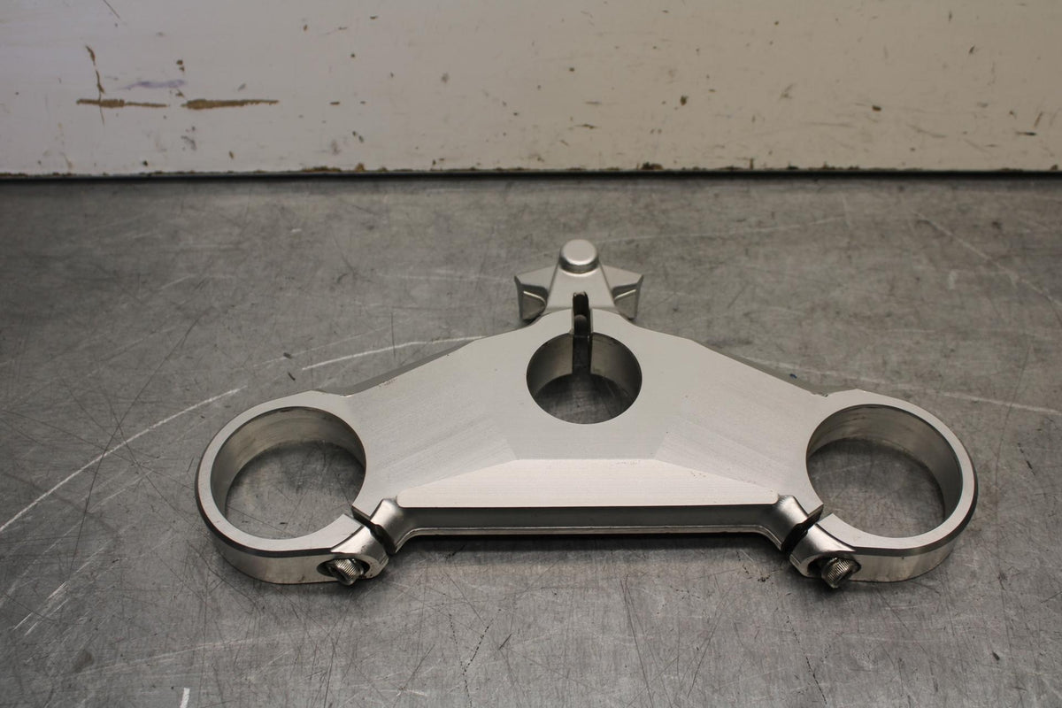 08-10 DUCATI 848 FORKS UPPER TRIPLE TREE CLAMP BB623