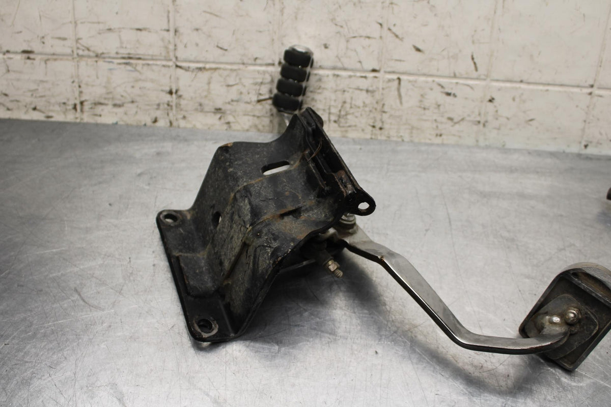 2004 Suzuki Intruder 1500 VL1500 SHIFTER PEDAL BB573