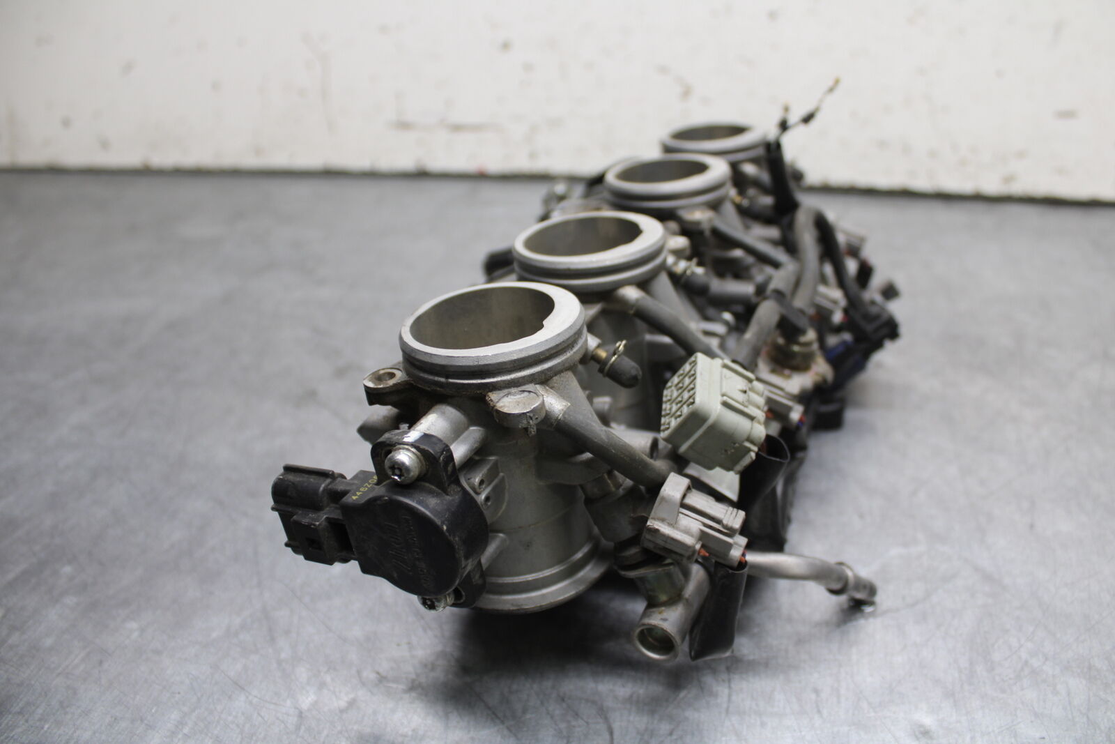 07-08 YAMAHA YZF R1 MAIN FUEL INJECTORS / THROTTLE BODIES BB724