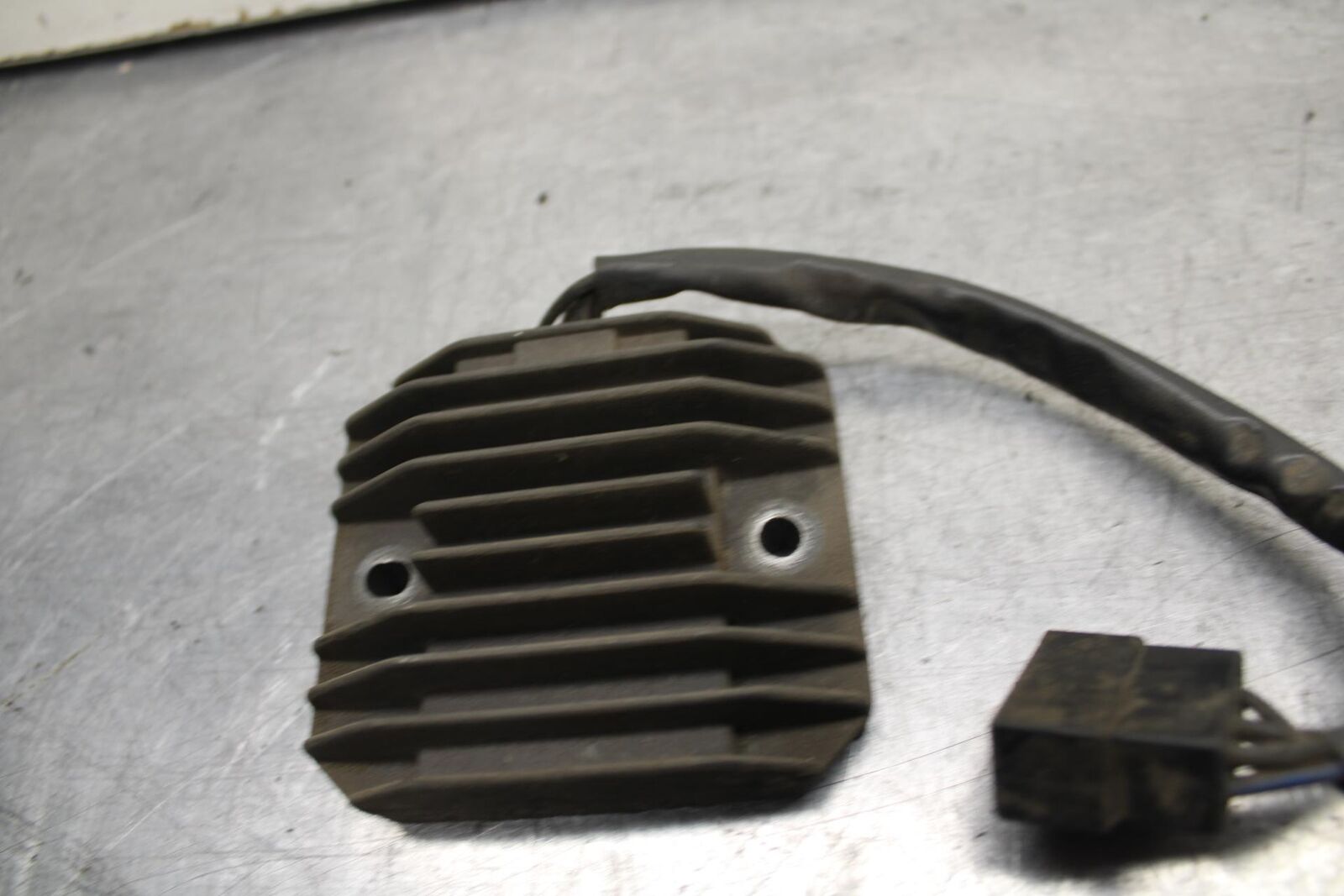 1996 Kawasaki Vulcan 800 VN800B Classic RECTIFIER VOLTAGE REGULATOR BB93