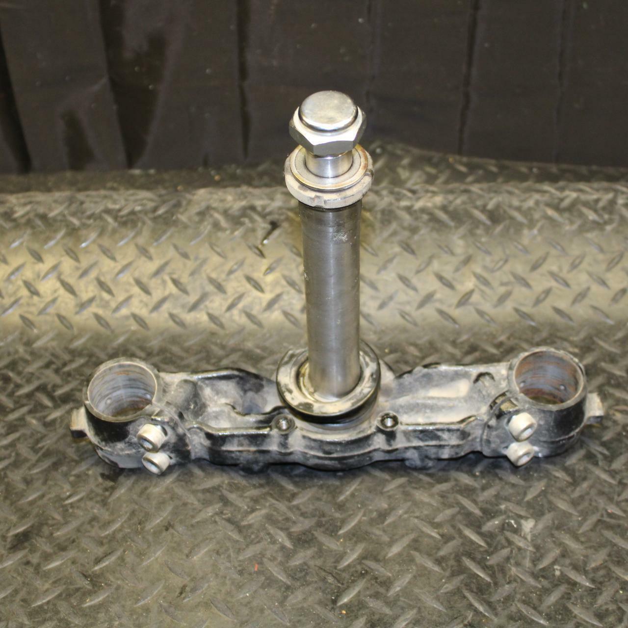 03-08 KAWASAKI VULCAN 1600 FRONT FORKS CLAMP LOWER TRIPLE TREE STEM  BB193