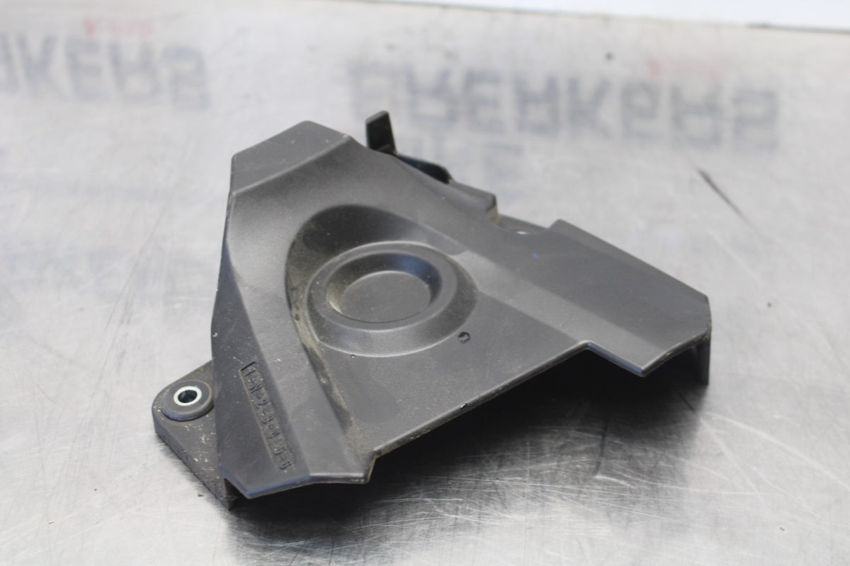 16 YAMAHA XSR900 ENGINE SPROCKET COVER BB786