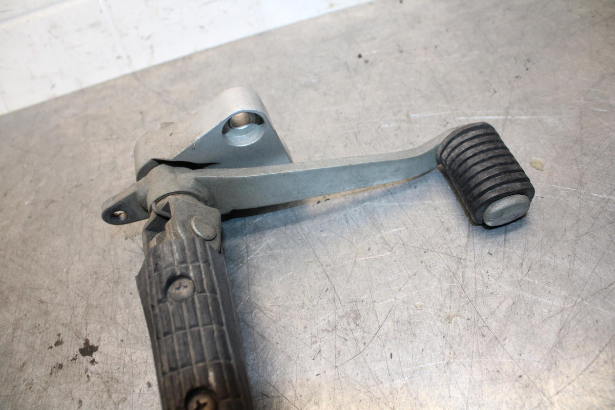 89-90 YAMAHA FZR600 RIGHT REARSET REAR SET DRIVER FOOT PEG PEDAL BB76