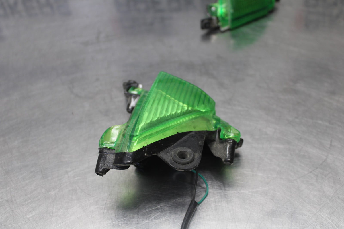 04-05 KAWASAKI NINJA ZX10R AFTERMARKET FRONT LEFT RIGHT TURN SIGNALS LIGHT BB931