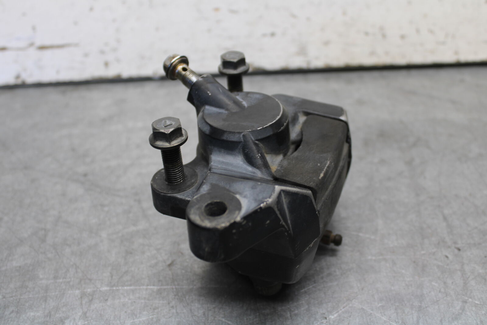 85-86 SUZUKI MADURA 1200 REAR BACK BRAKE CALIPER BB691