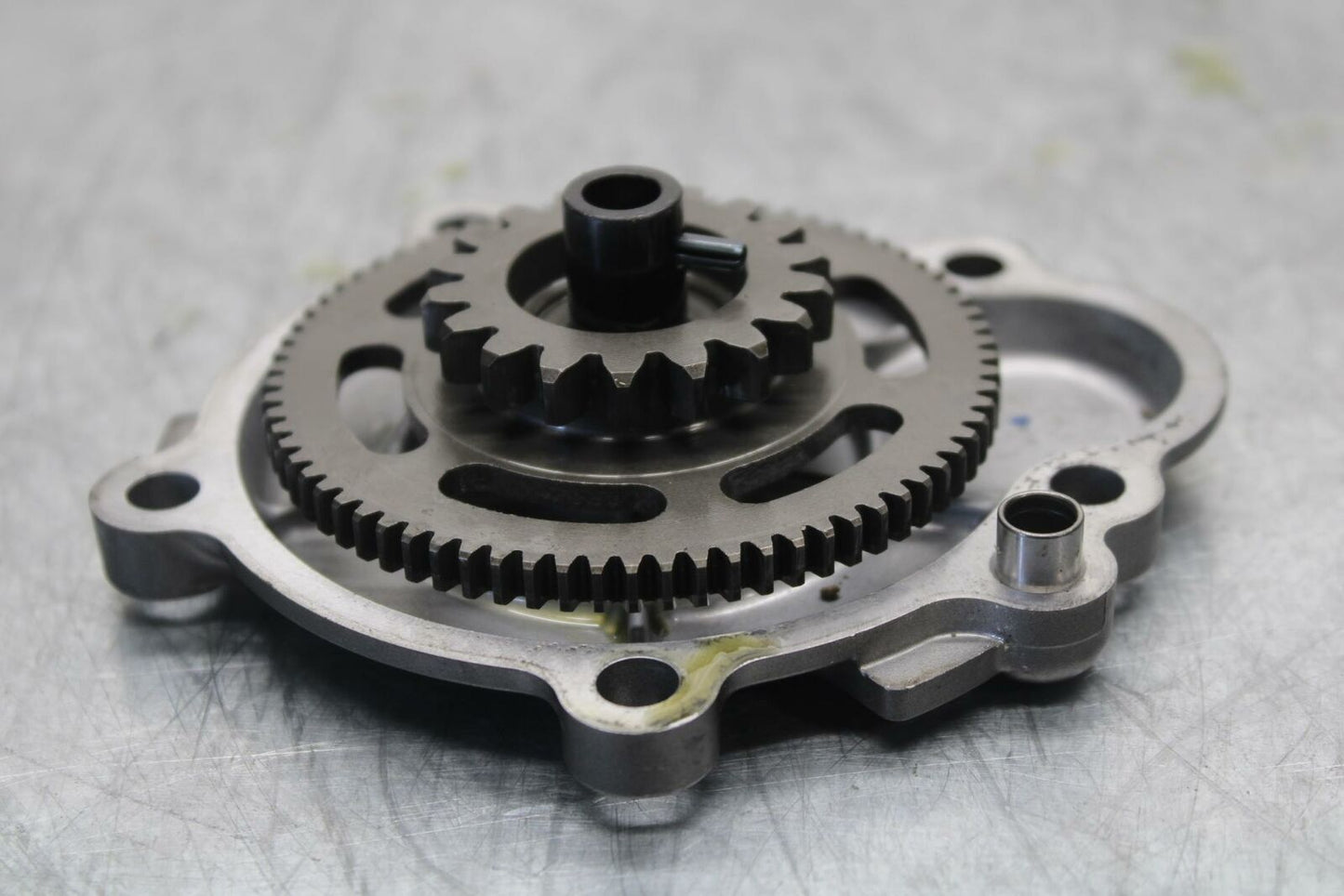 19-20 KAWASAKI NINJA ZX6R STARTING STARTER MOTOR GEARS COVER BB419