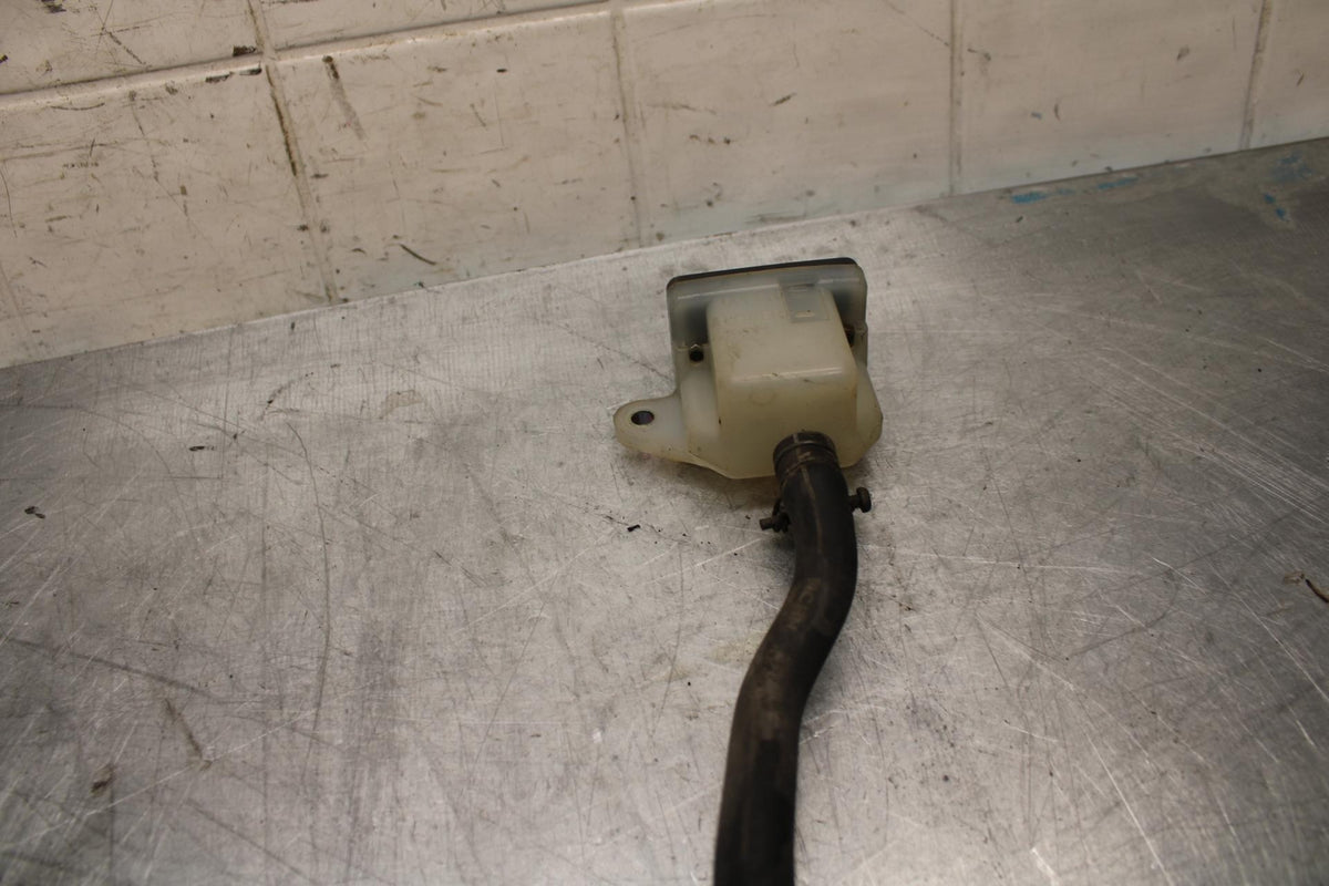 91-92 SUZUKI GSXR750 M  REAR BACK BRAKE MASTER CYLINDER W RESERVOIR BB493