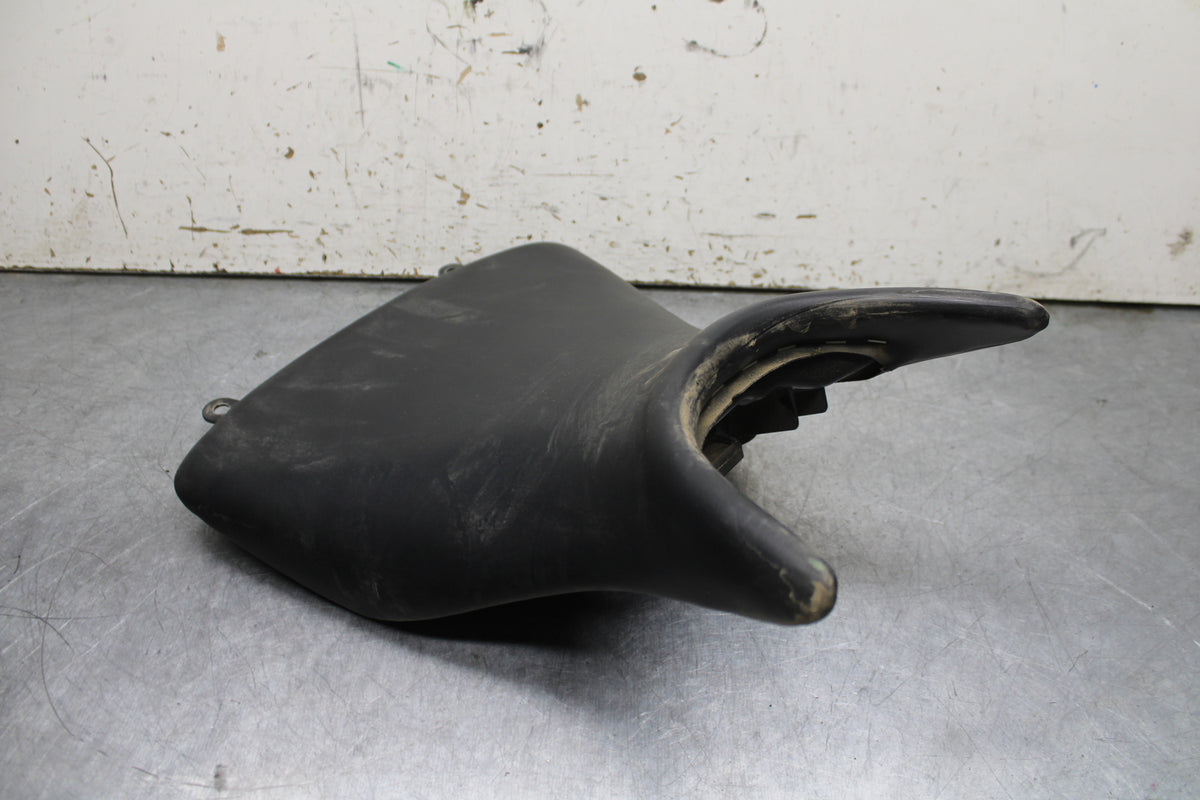 19-24 YAMAHA R3 FRONT DRIVERS SEAT PAD SADDLE PILLION BB736