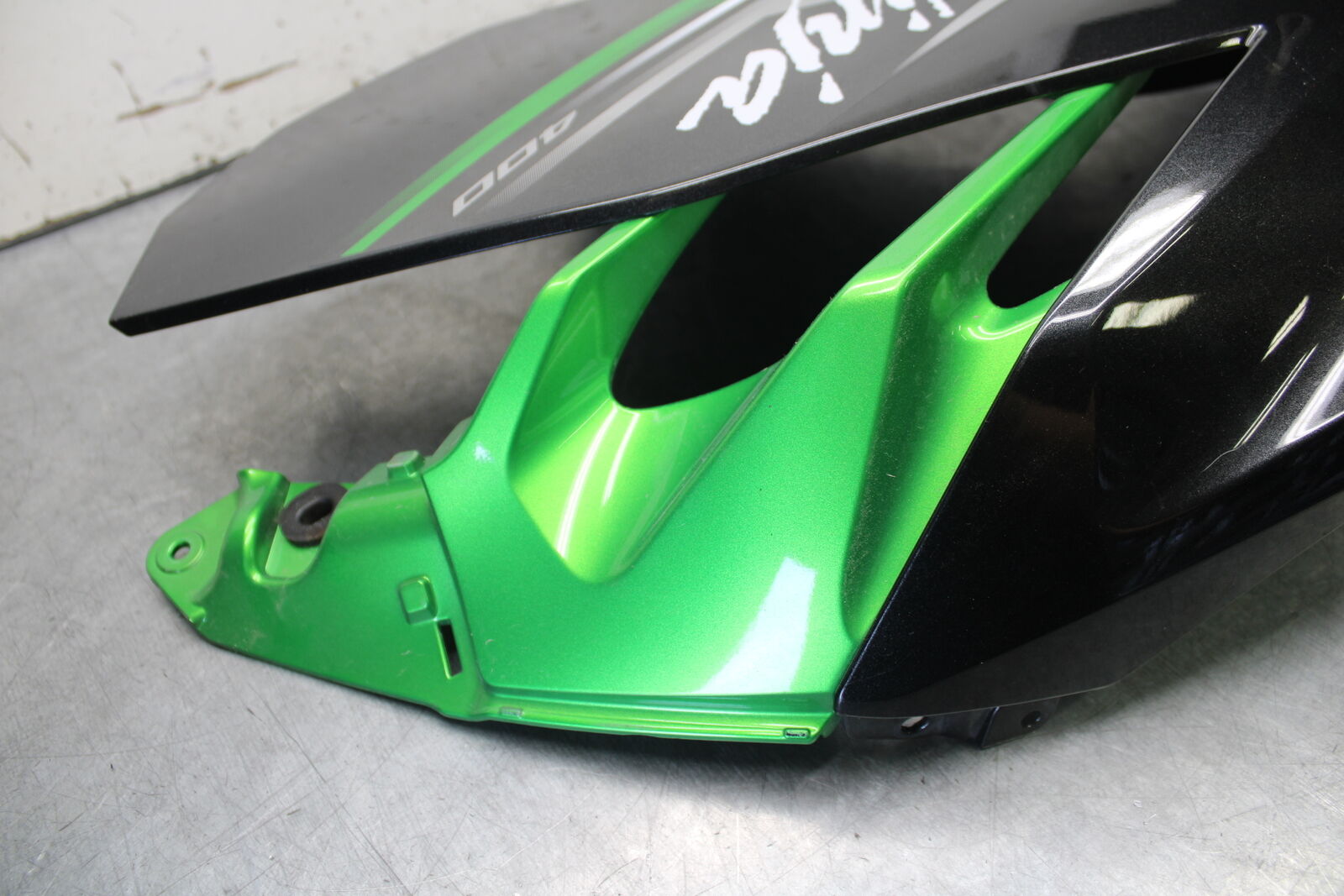 18-23 KAWASAKI NINJA 400 LEFT LOWER MID UPPER SIDE FAIRING COWL BB679