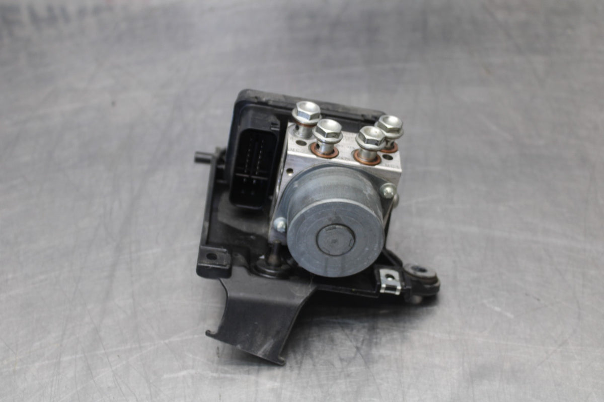 16 APRILIA TUONO V4 1100 ABS PUMP UNIT MODULE BB905