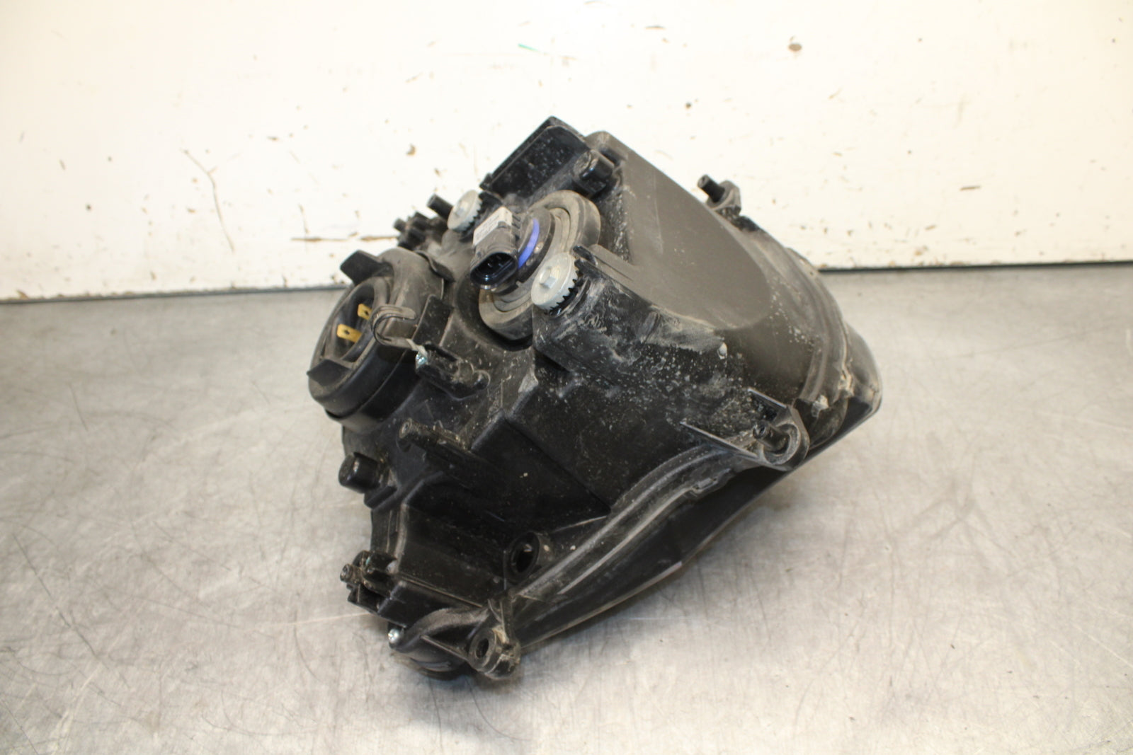 06-07 SUZUKI GSXR 600 FRONT HEADLIGHT HEAD LIGHT LAMP BB243