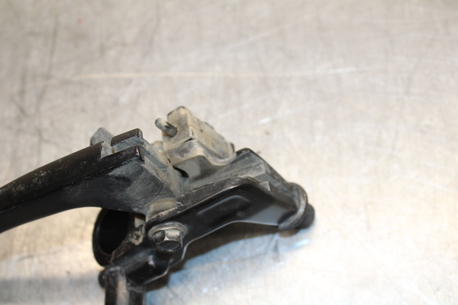 19-22 KAWASAKI Z400 CLUTCH PERCH MOUNT WITH LEVER  BB708