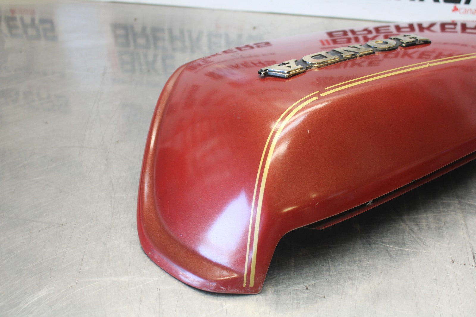 78-79 HONDA GOLDWING 1000 RIGHT GAS TANK CAP COVER TRIM PANELCOWL FAIRING BB171