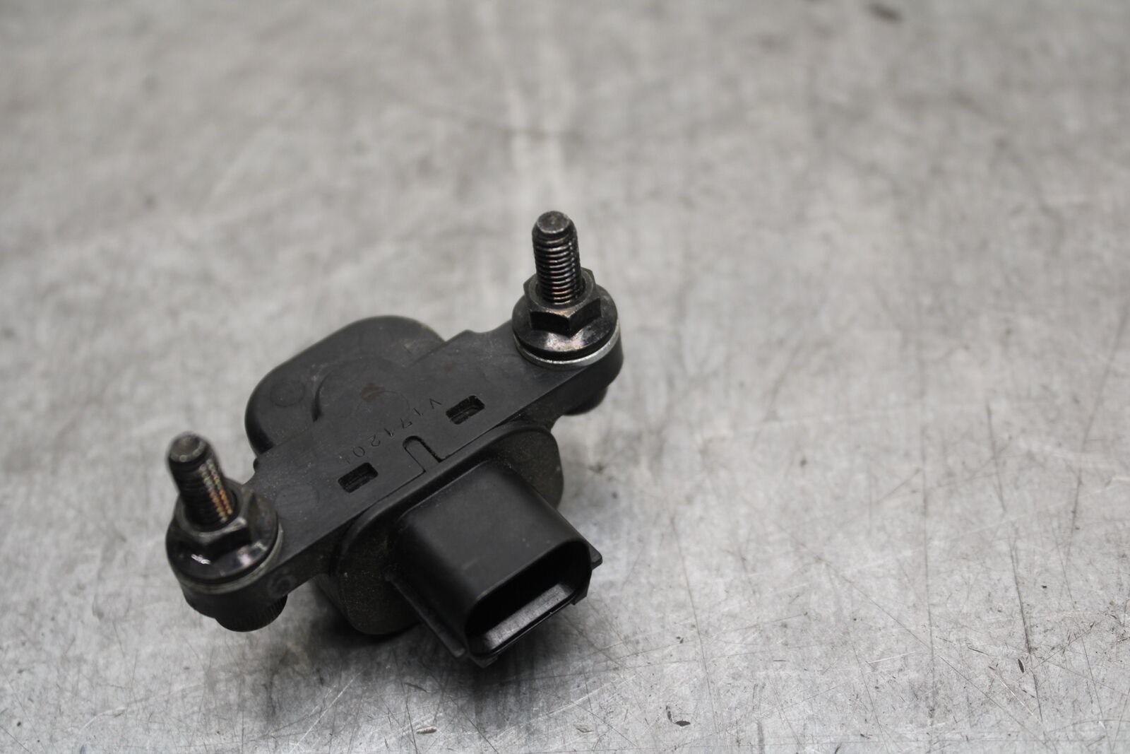 13-18 KAWASAKI NINJA ZX6R TIP OVER BANK ANGLE CRASH SENSOR  21176-0026 BB666