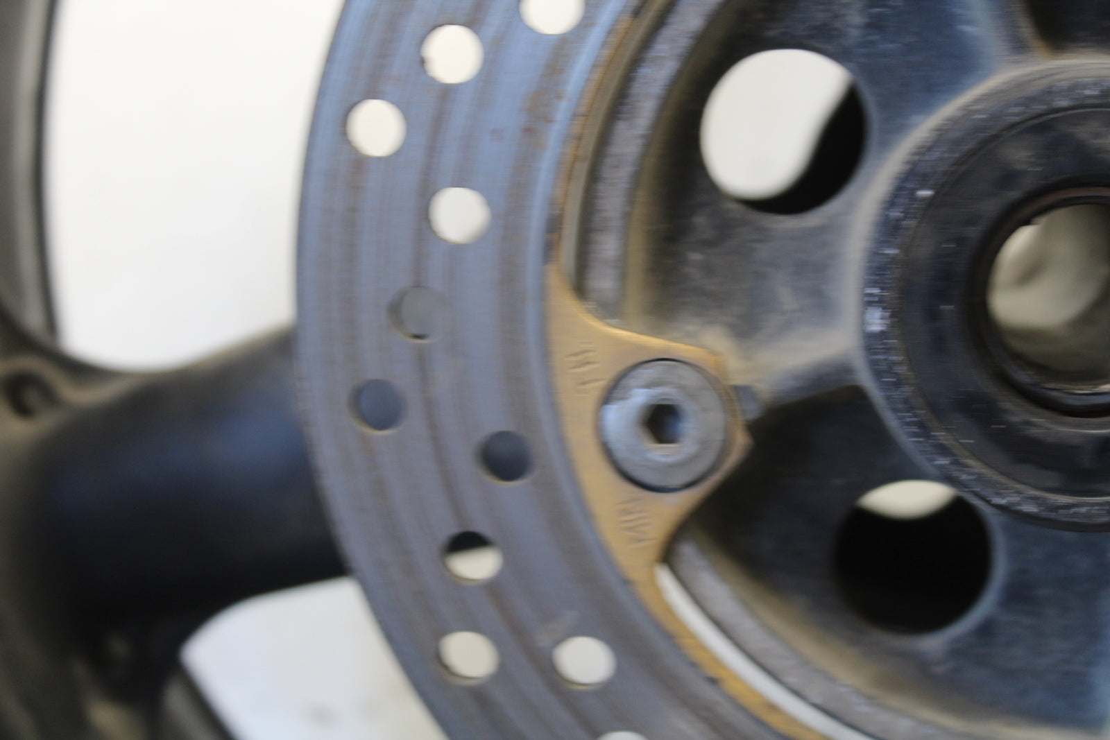 03-04 KAWASAKI NINJA ZX6R 636 REAR WHEEL BACK RIM BB85